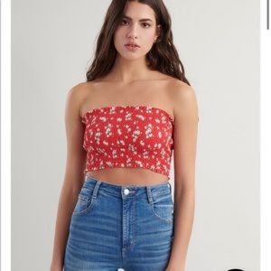🆕 Garage Red Floral Smocked Tube Top Crop NWT Size S